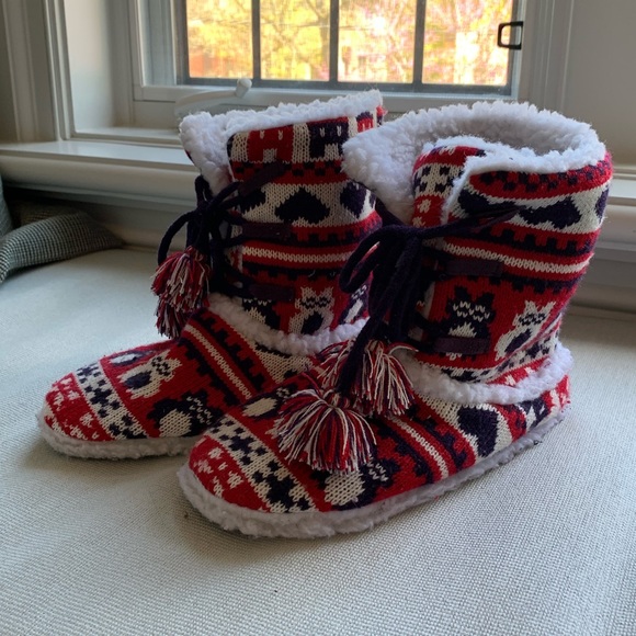 Slippers - Picture 2 of 6